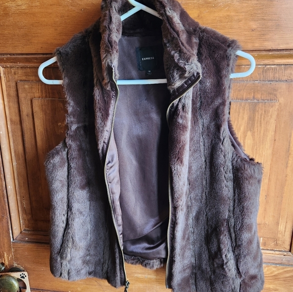 Womens express vest - Picture 2 of 9